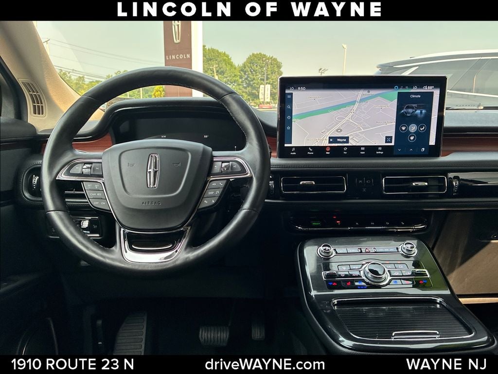 2022 Lincoln Nautilus Reserve