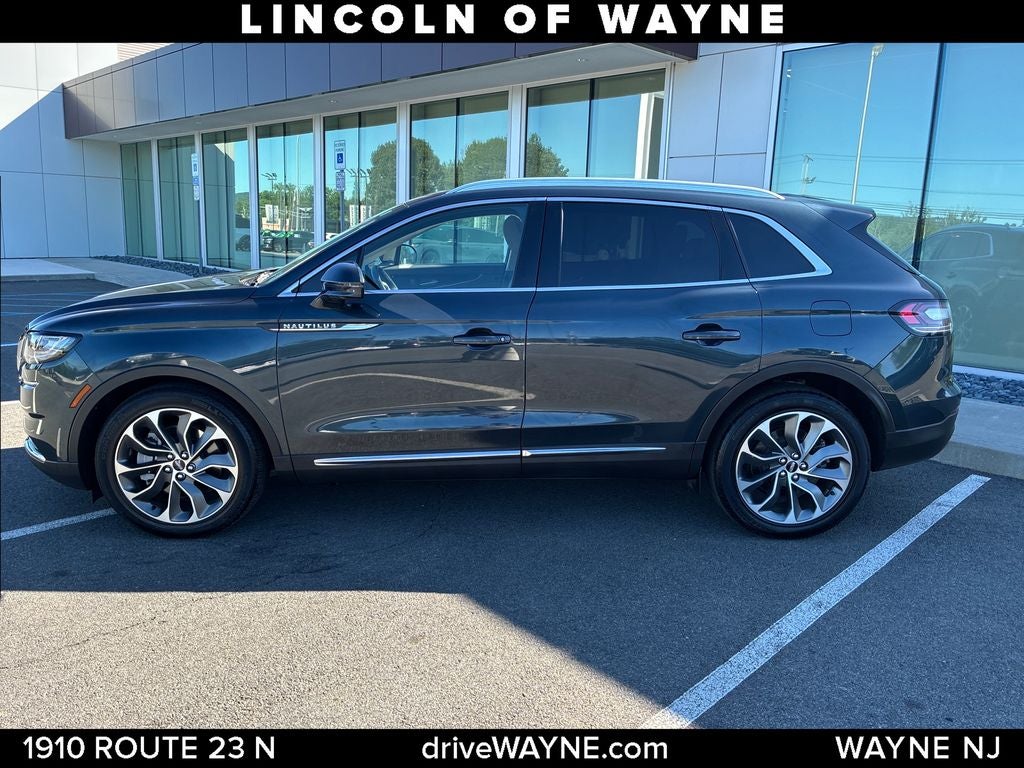 2023 Lincoln Nautilus Reserve
