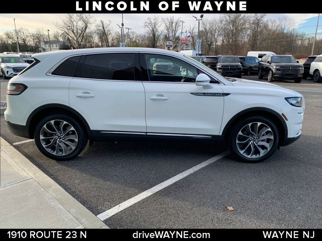 2021 Lincoln Nautilus Reserve