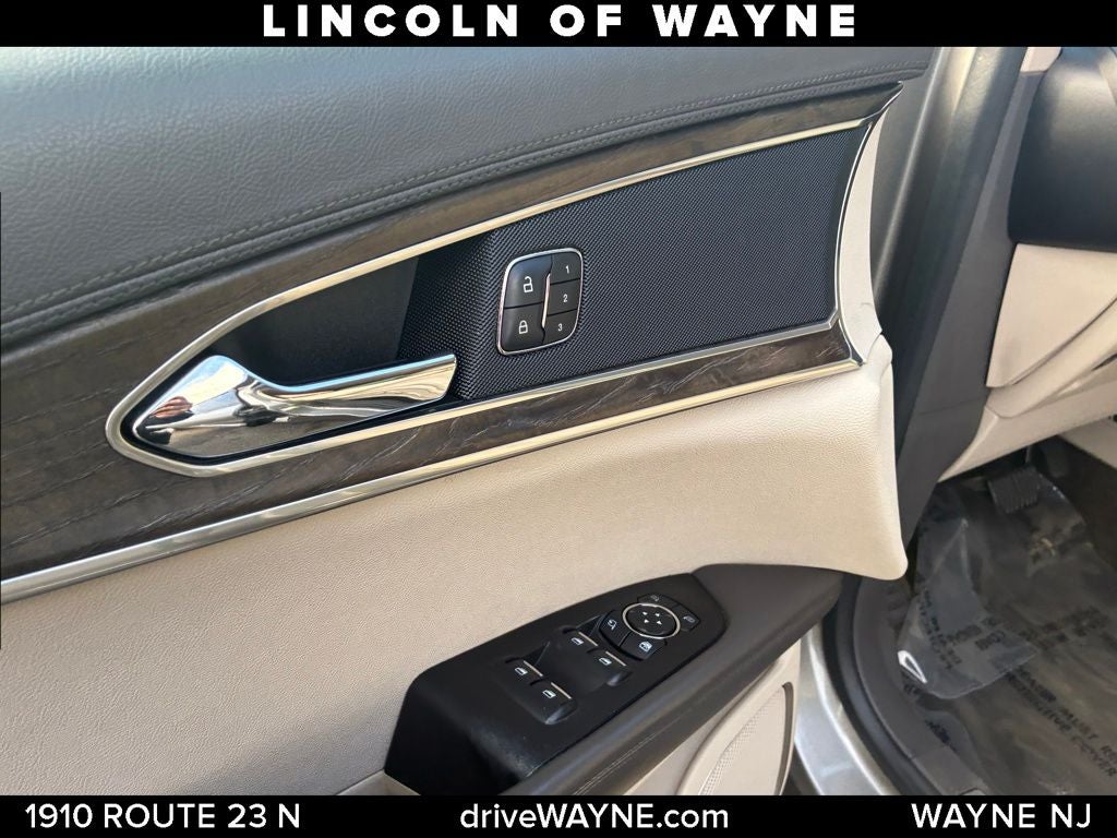 2017 Lincoln MKX Select