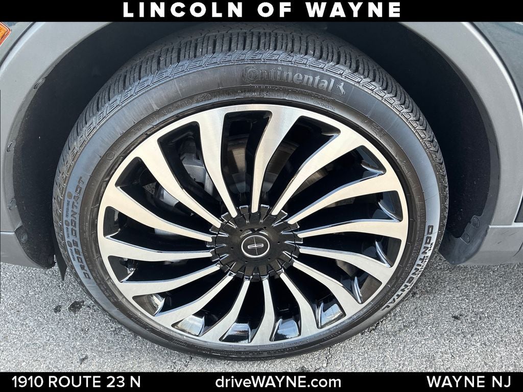 2023 Lincoln Nautilus Black Label