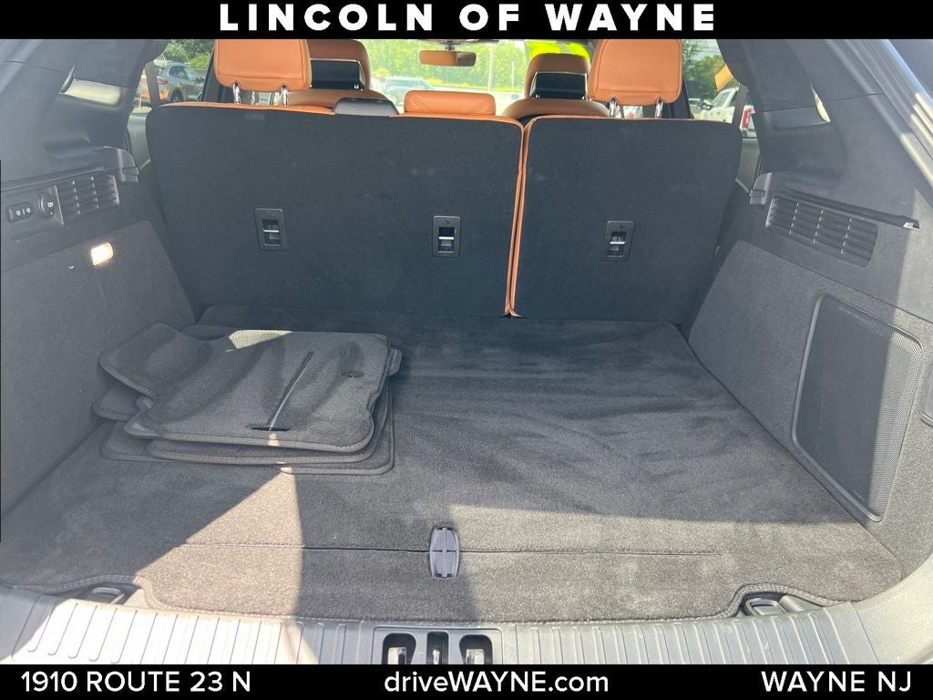 2023 Lincoln Nautilus Black Label