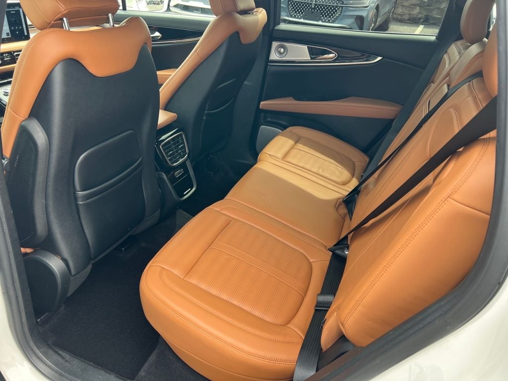 2022 Lincoln Nautilus Black Label