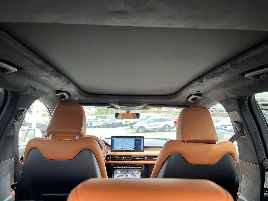 2022 Lincoln Nautilus Black Label