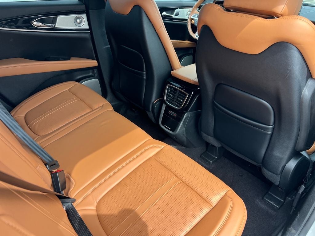 2022 Lincoln Nautilus Black Label