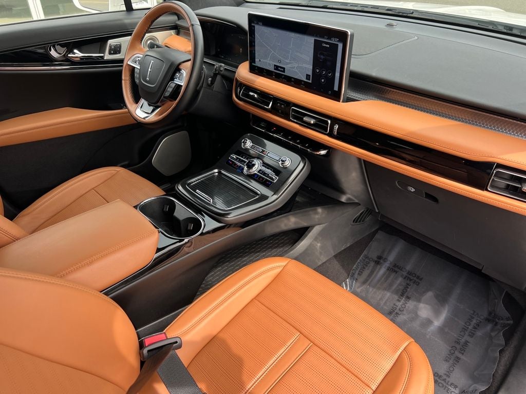 2022 Lincoln Nautilus Black Label