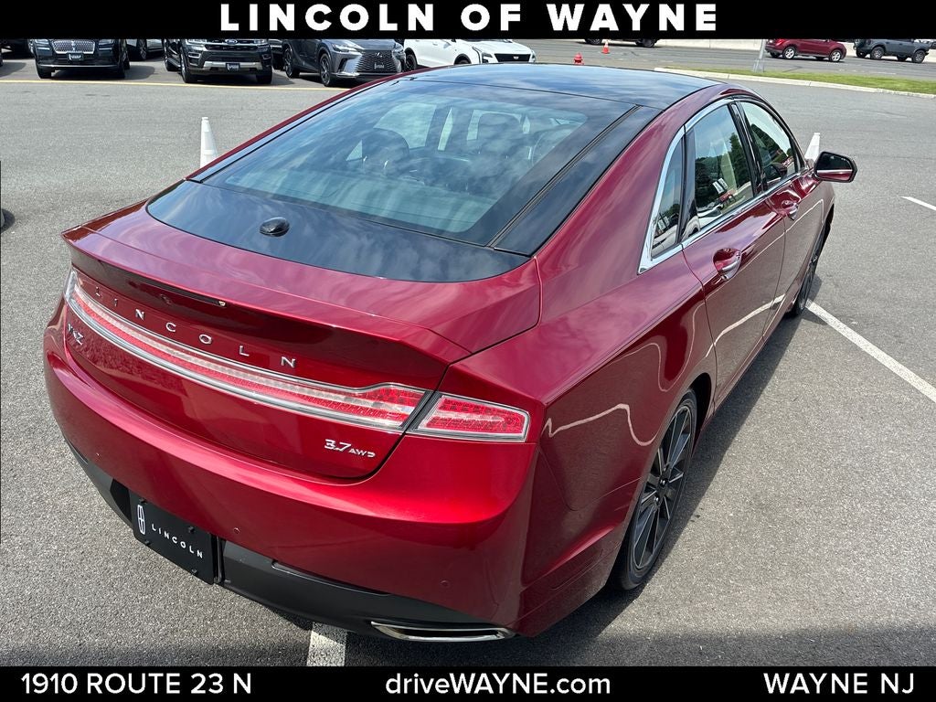 2016 Lincoln MKZ Base