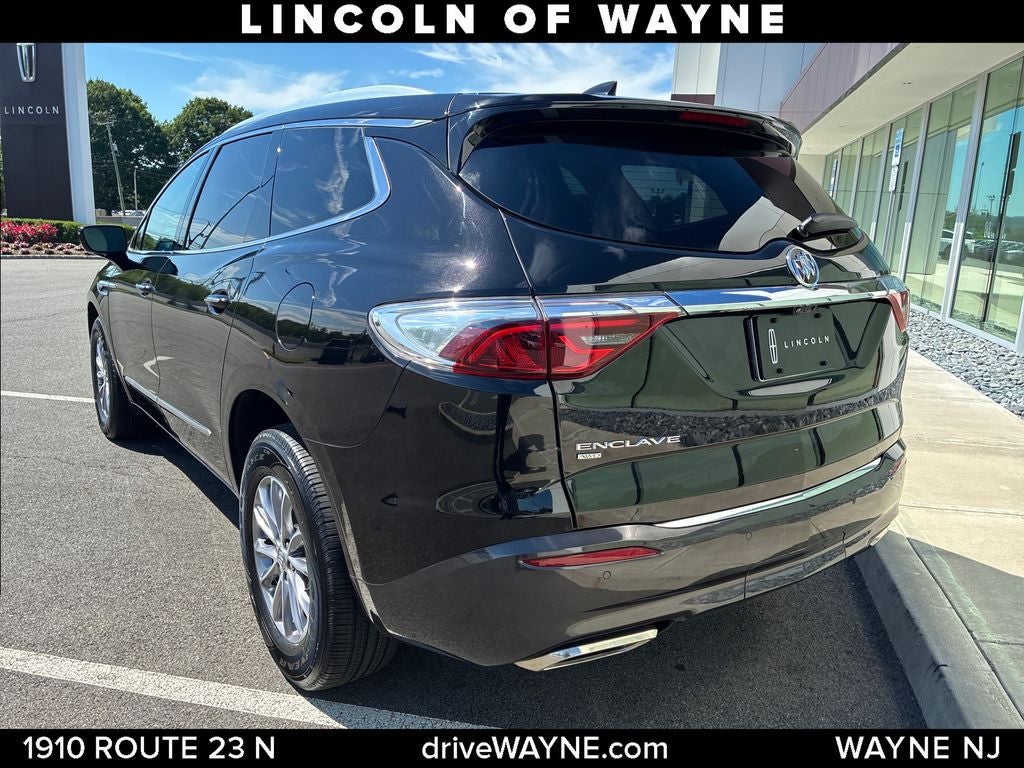 2024 Buick Enclave Essence