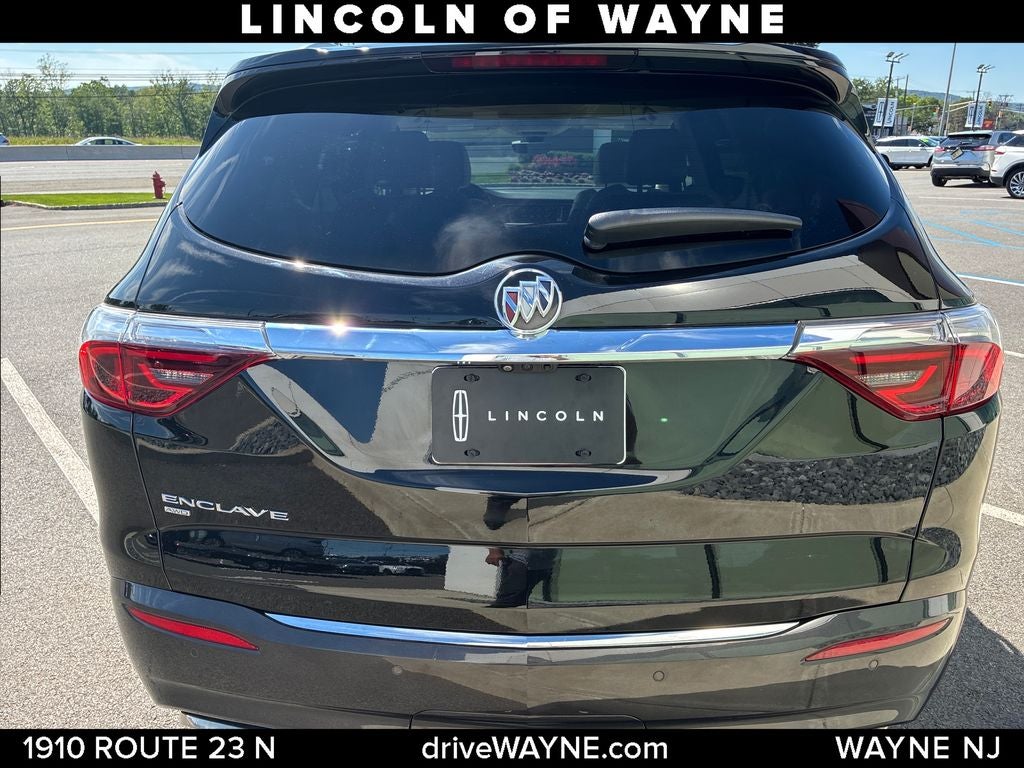 2024 Buick Enclave Essence