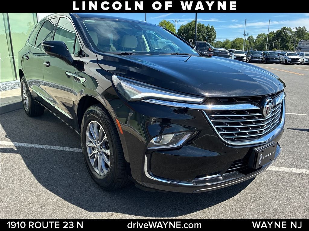 2024 Buick Enclave Essence
