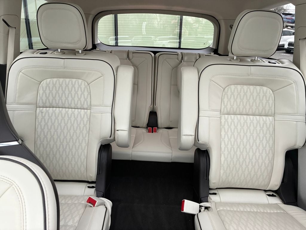 2024 Lincoln Aviator Black Label