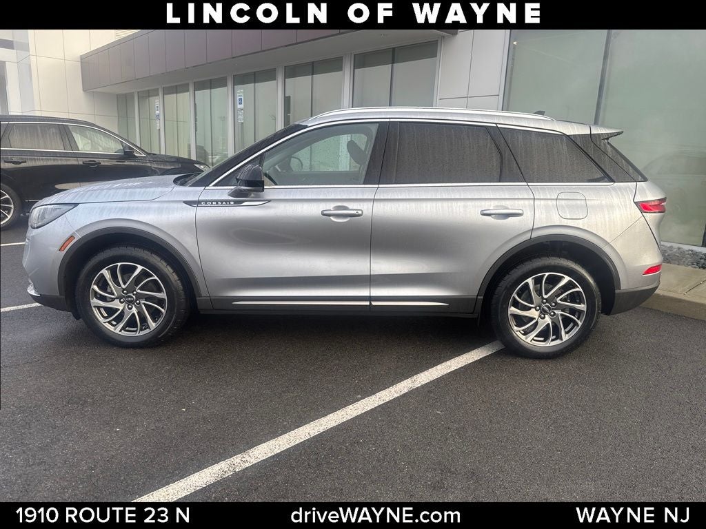 2022 Lincoln Corsair Standard