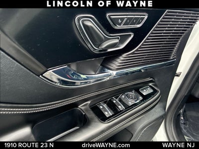 2022 Lincoln Corsair Base