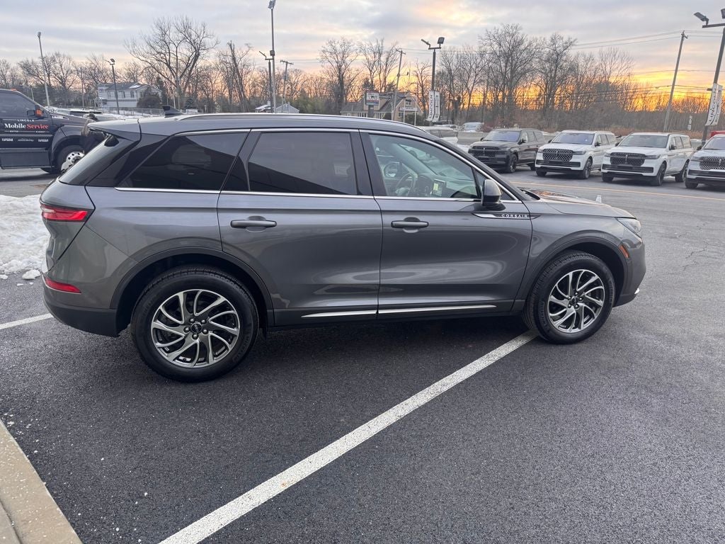 2022 Lincoln Corsair Standard