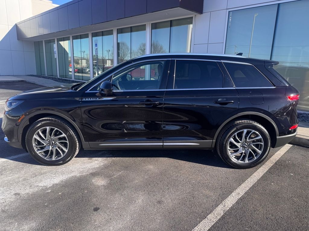 2022 Lincoln Corsair Standard