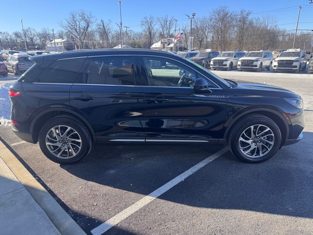 2022 Lincoln Corsair Standard