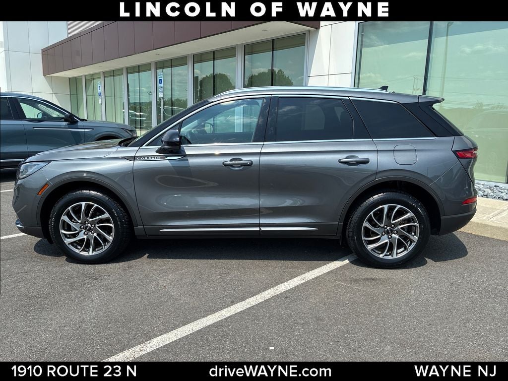 2022 Lincoln Corsair Standard