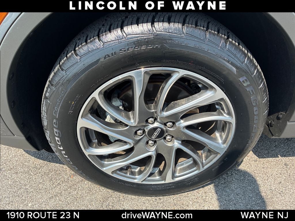2022 Lincoln Corsair Standard