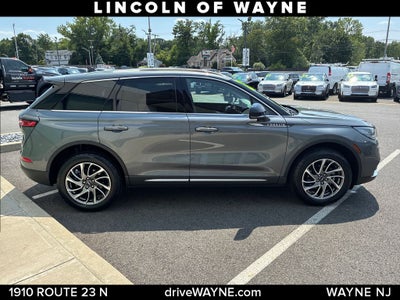 2022 Lincoln Corsair Standard