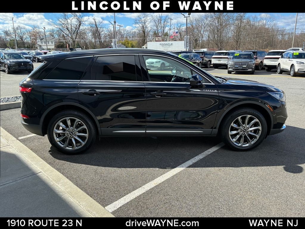 2022 Lincoln Corsair Standard