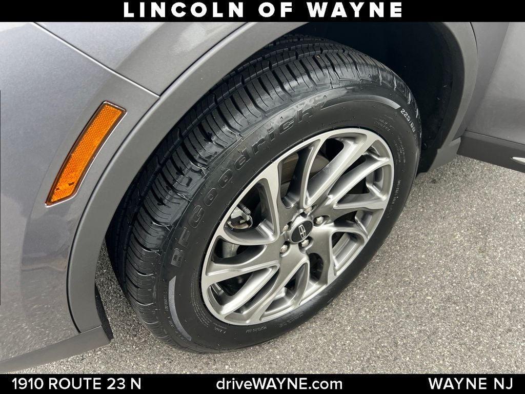 2022 Lincoln Corsair Standard