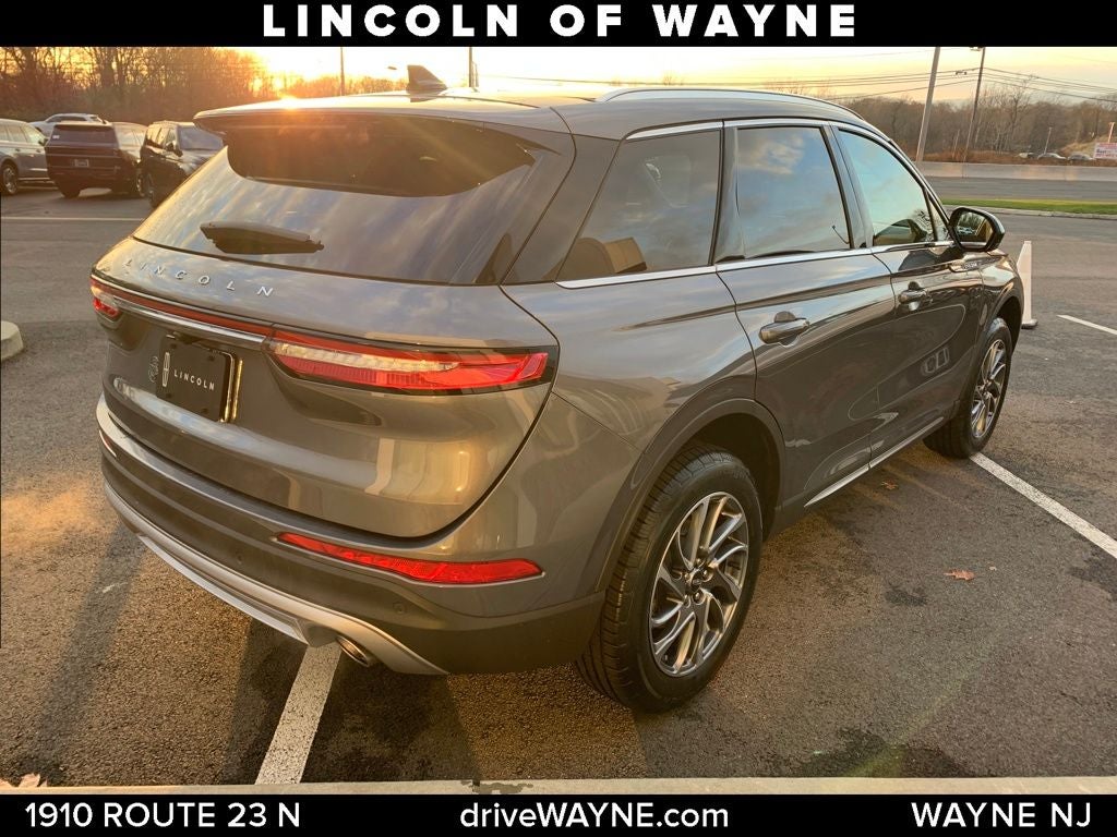 2022 Lincoln Corsair Standard