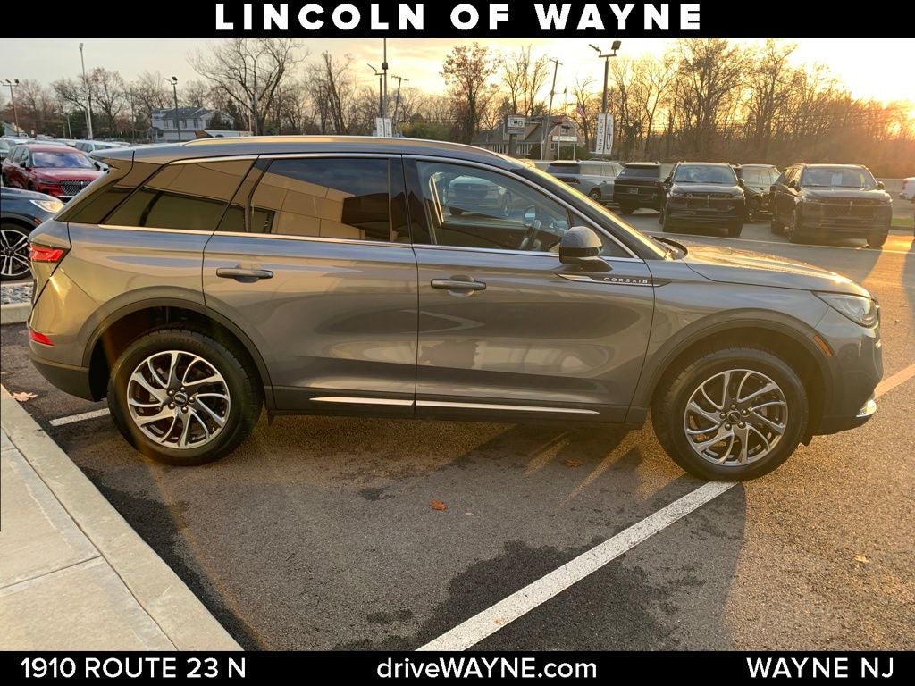 2022 Lincoln Corsair Standard