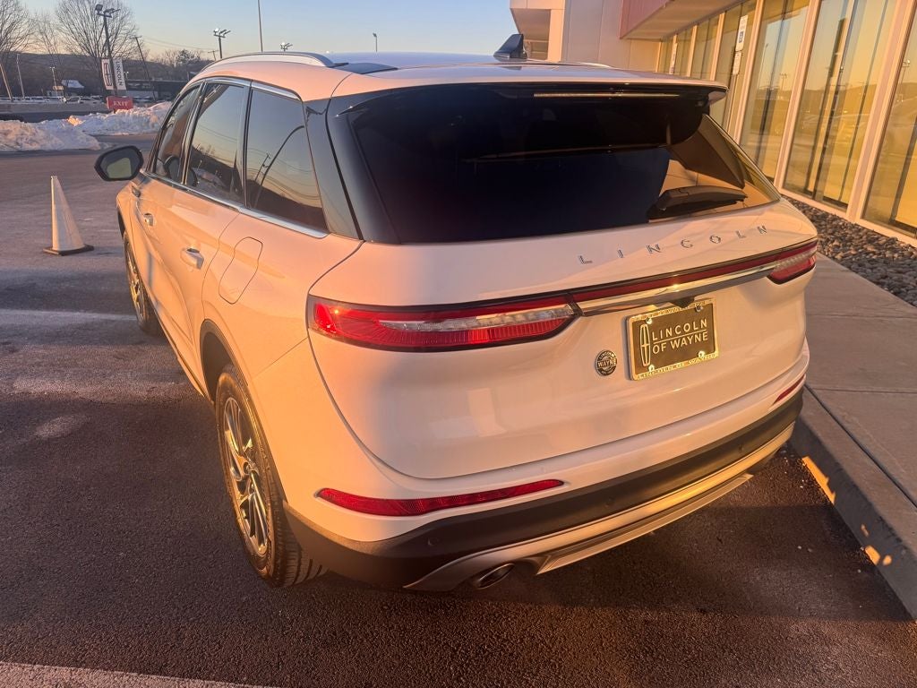 2022 Lincoln Corsair Standard