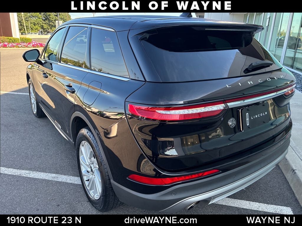 2023 Lincoln Corsair Standard