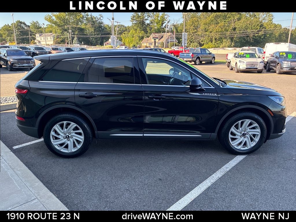 2023 Lincoln Corsair Standard