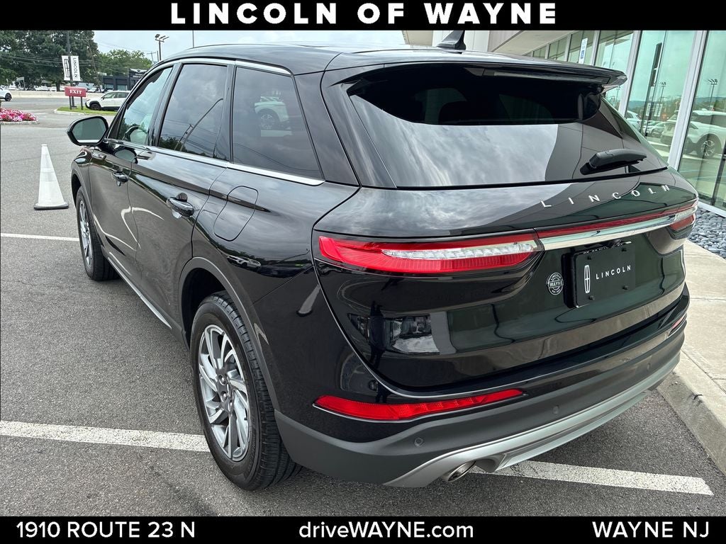 2023 Lincoln Corsair Standard