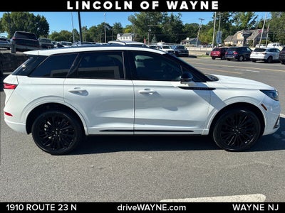 2024 Lincoln Corsair Premiere