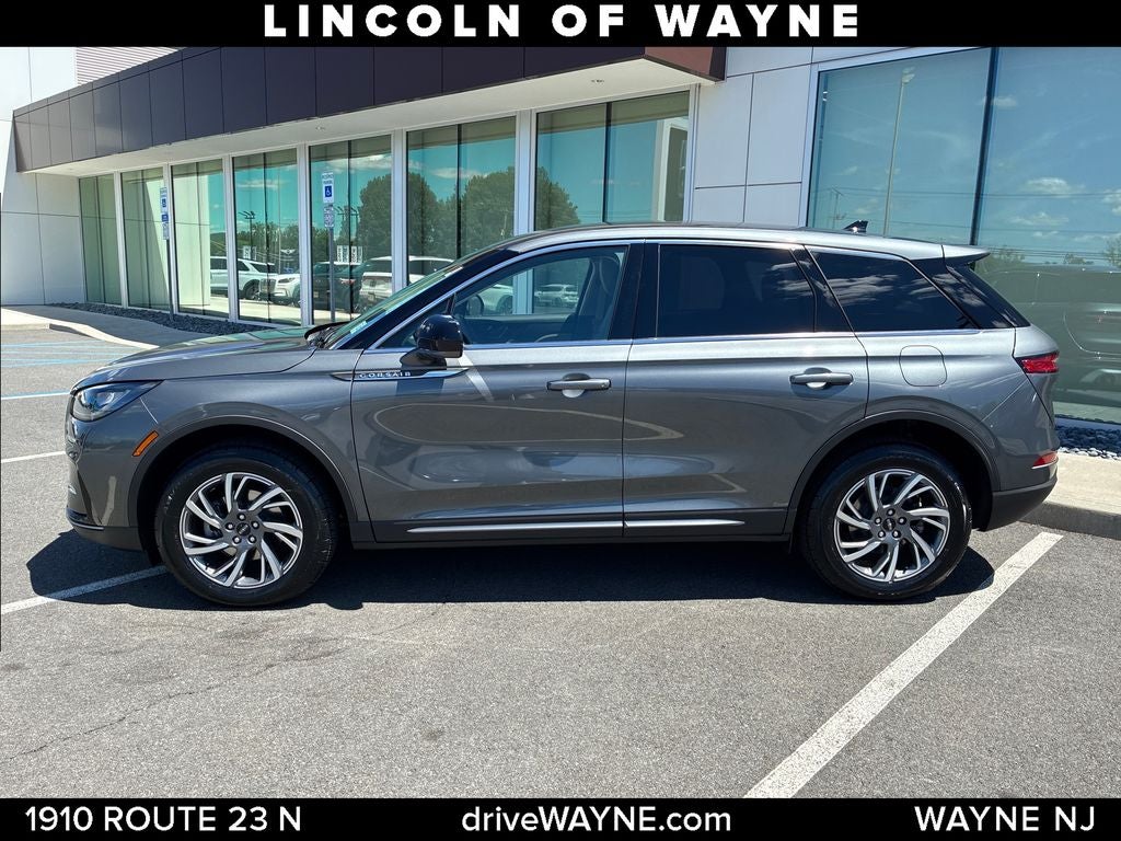 2023 Lincoln Corsair Standard