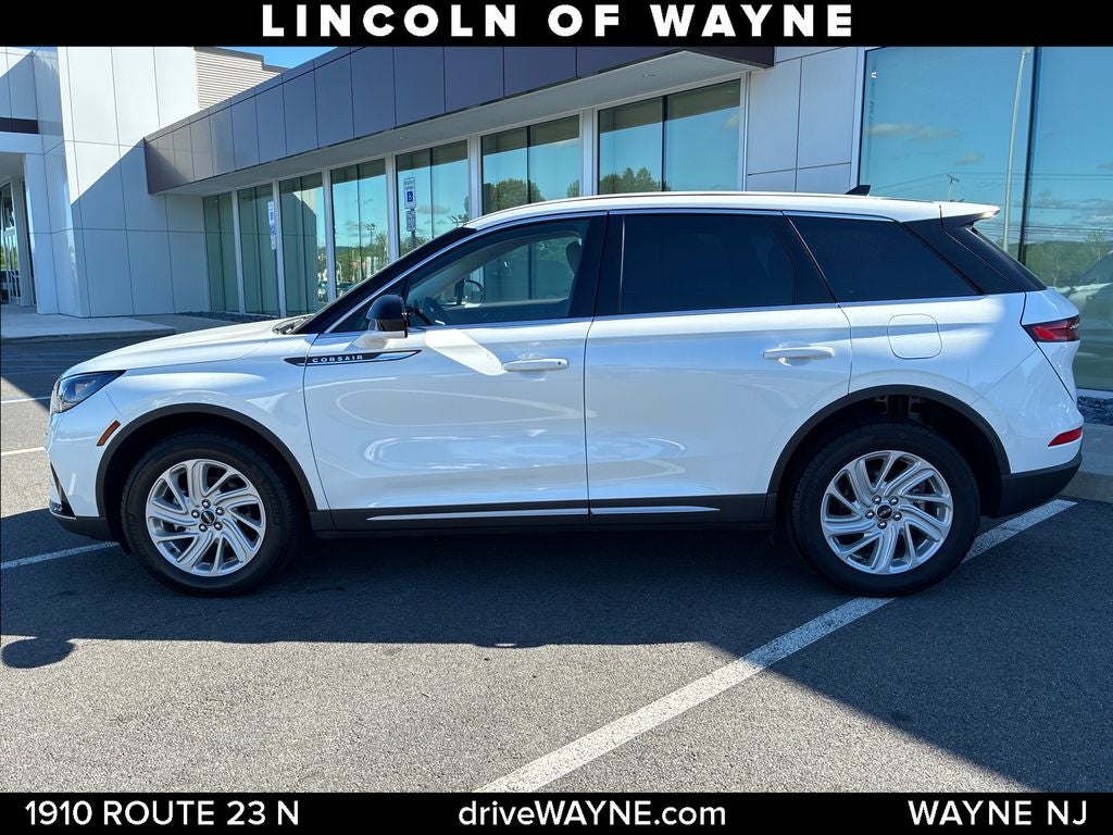 2023 Lincoln Corsair Standard