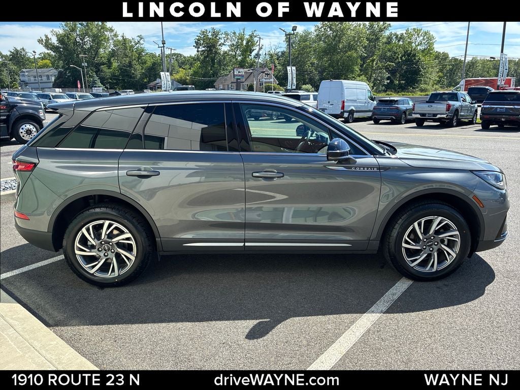 2023 Lincoln Corsair Standard