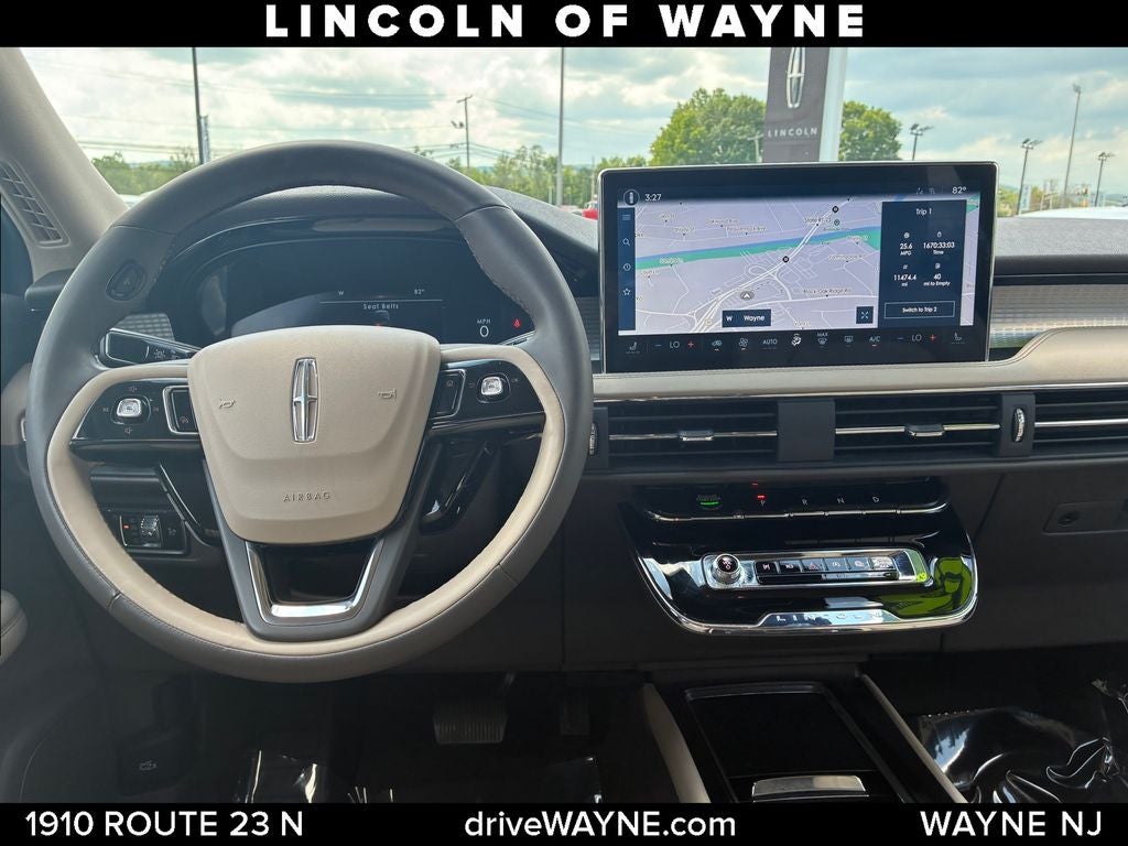 2023 Lincoln Corsair Standard