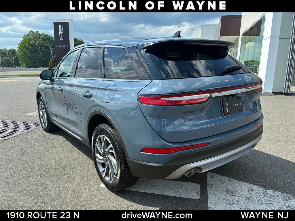 2023 Lincoln Corsair Standard
