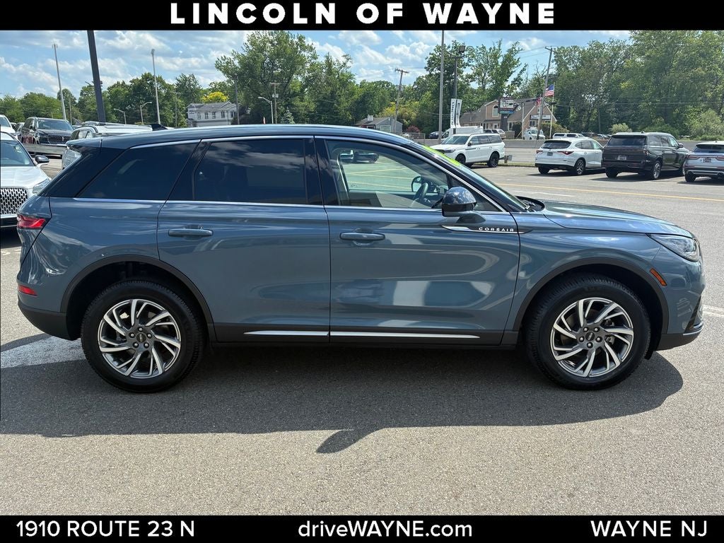 2023 Lincoln Corsair Standard