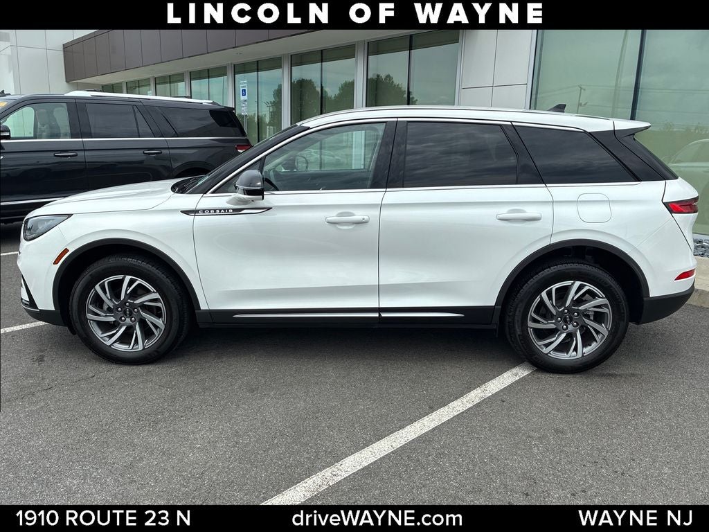 2024 Lincoln Corsair Premiere