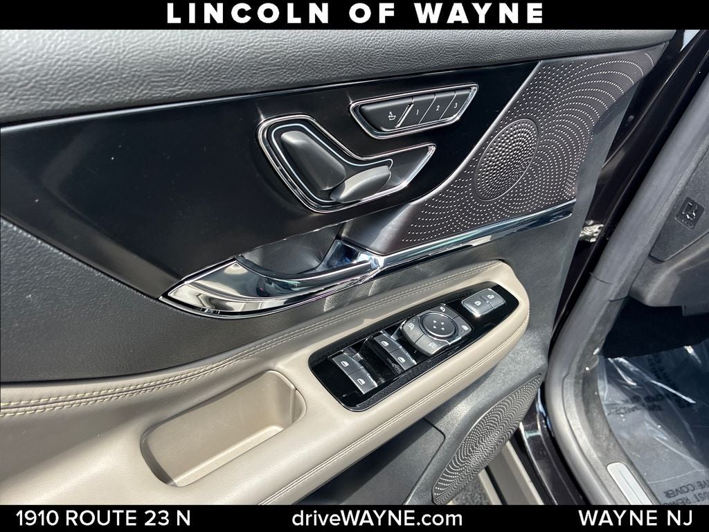 2025 Lincoln Corsair Premiere