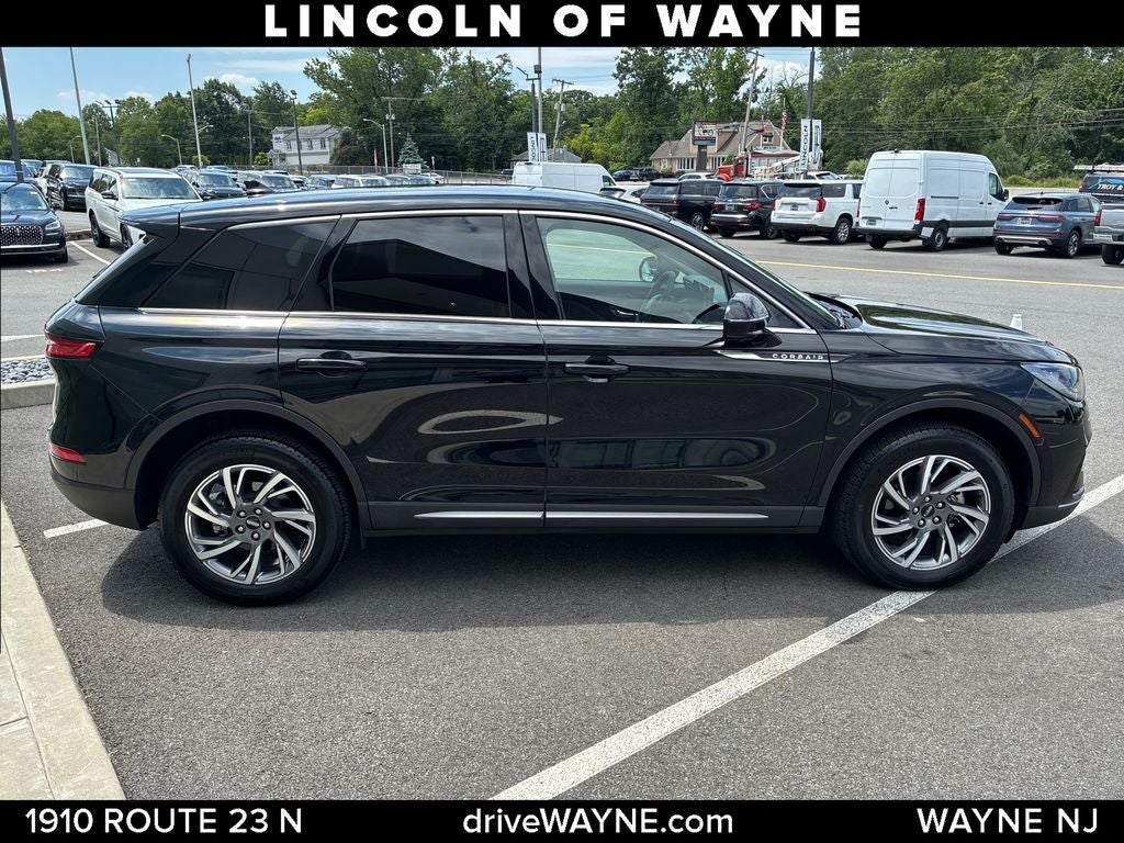 2025 Lincoln Corsair Premiere