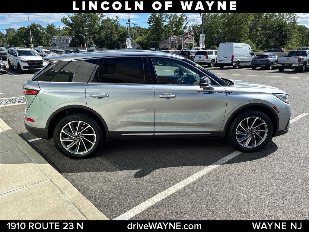 2024 Lincoln Corsair Premiere
