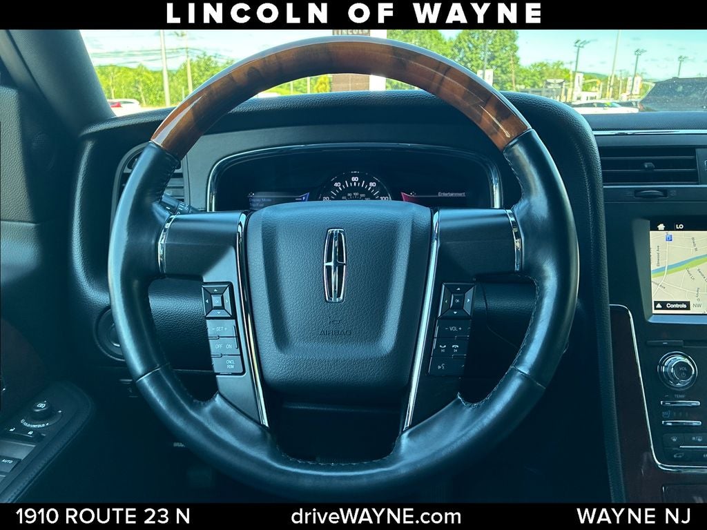 2016 Lincoln Navigator Select
