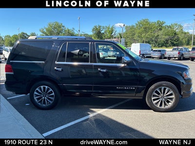 2016 Lincoln Navigator Select