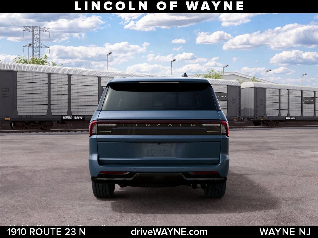 2027 Lincoln Navigator Reserve