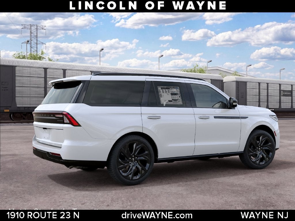 2027 Lincoln Navigator Reserve