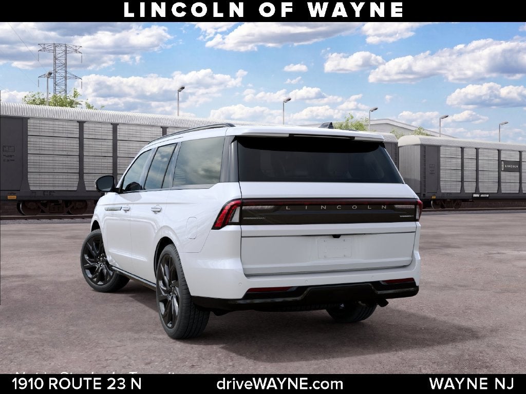 2027 Lincoln Navigator Reserve