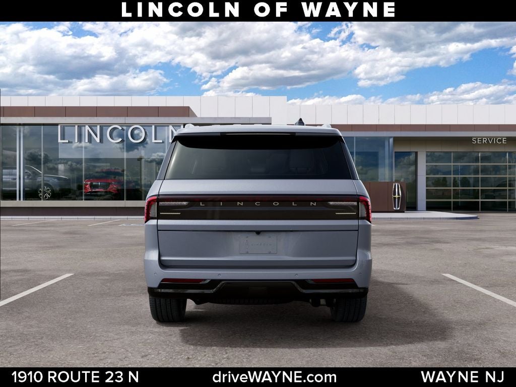 2027 Lincoln Navigator Reserve
