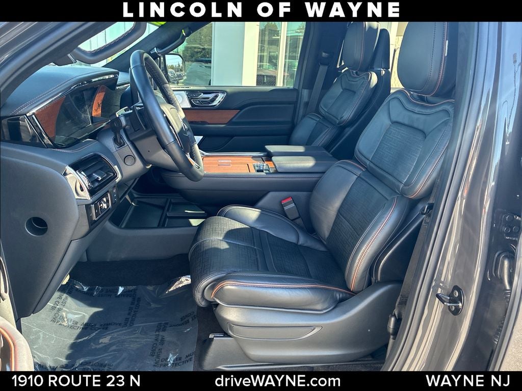 2024 Lincoln Navigator Black Label