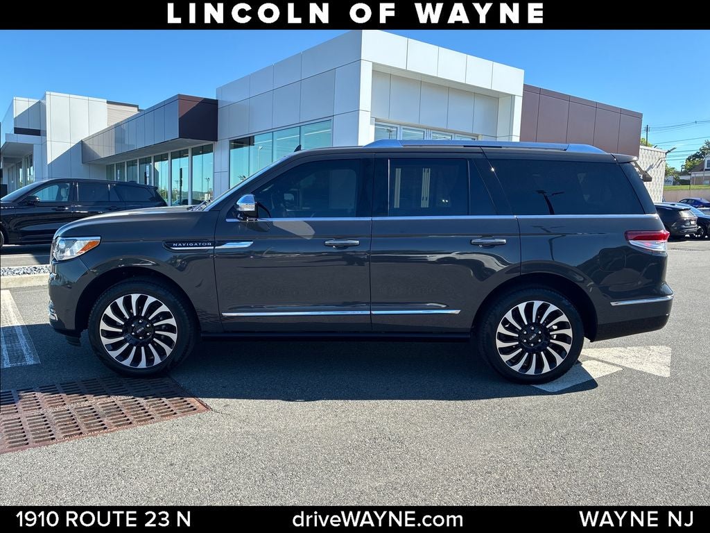 2024 Lincoln Navigator Black Label